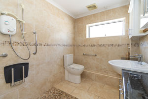 Photo 16- click for photo gallery